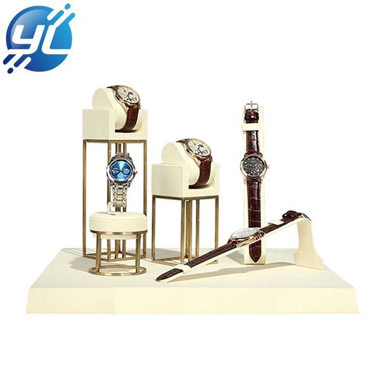 Watch display stand with removable base
Electroplated metal base
Microfibre fabric
Set can be freely combined
Dirty and easy to clean, anti-aging
