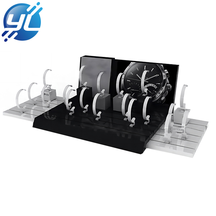 1. Sports watch display stand made of metal, acrylic and display screen
2. Metal painted black, the base is smooth, strong and solid, not easy to fade, black acrylic, sturdy, not easy to change colour
3. Watch support stand O-shaped
4. Tabletop display stand is widely applicable
5. The watch display stand has a small temporary area and is easy to move